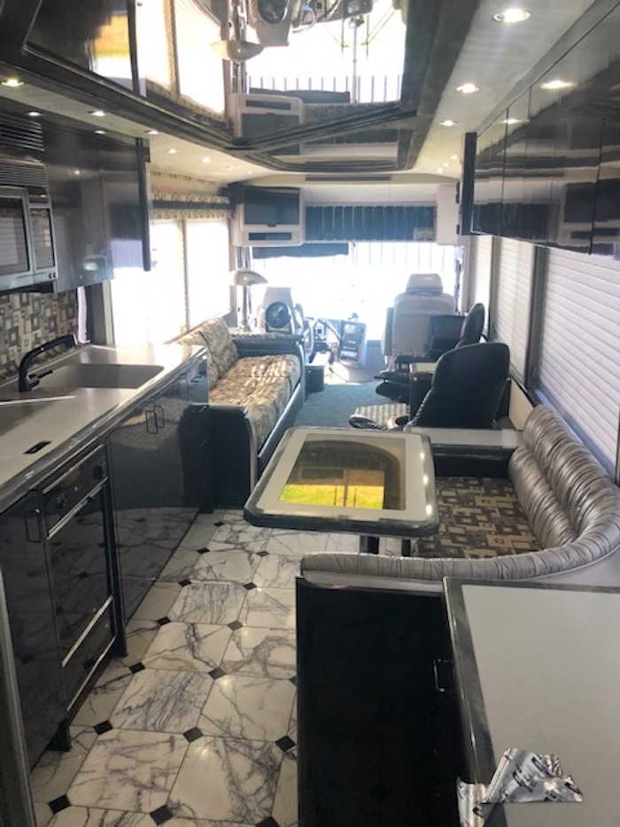 2008 Prevost Liberty H3-45 For Sale