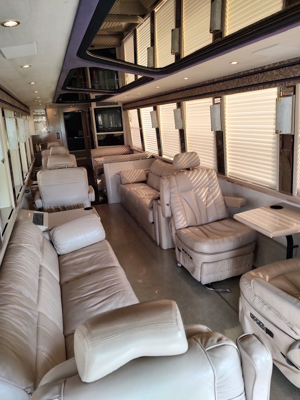 1999 Prevost Marathon XL For Sale