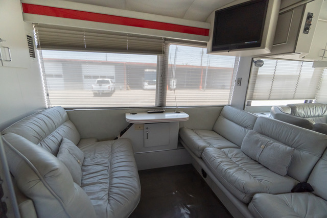 2008 Prevost Liberty H3-45 For Sale