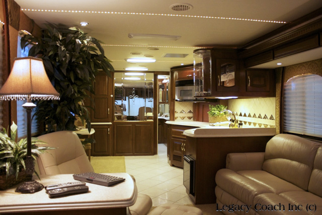 2003 Newmar Essex 
