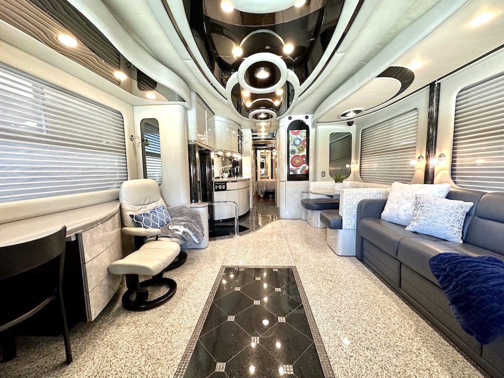 2004 Newell For Sale