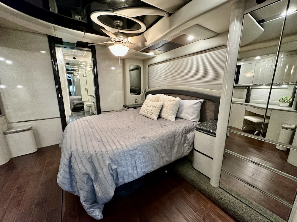 2004 Newell For Sale