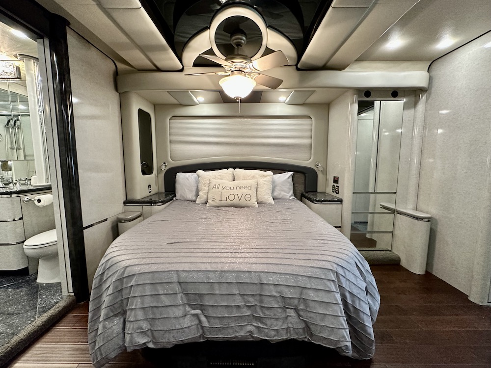 2004 Newell For Sale