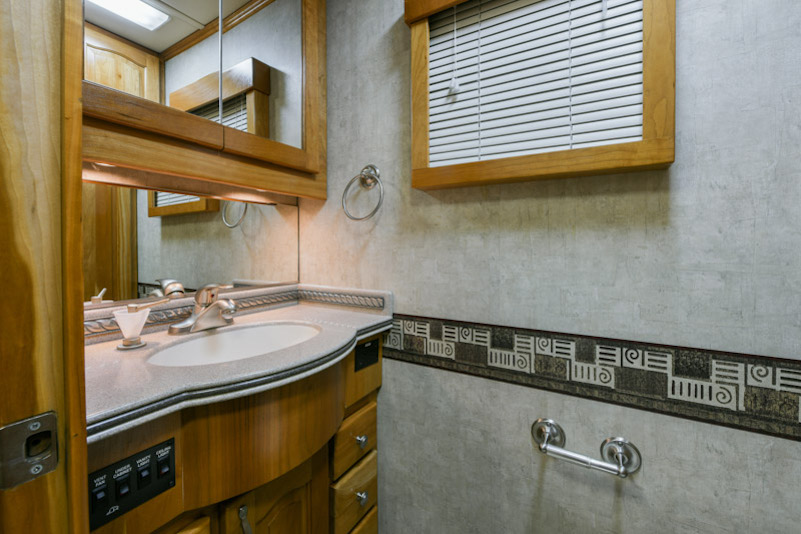 Bus-Stuff.com Class A Rv For Sale