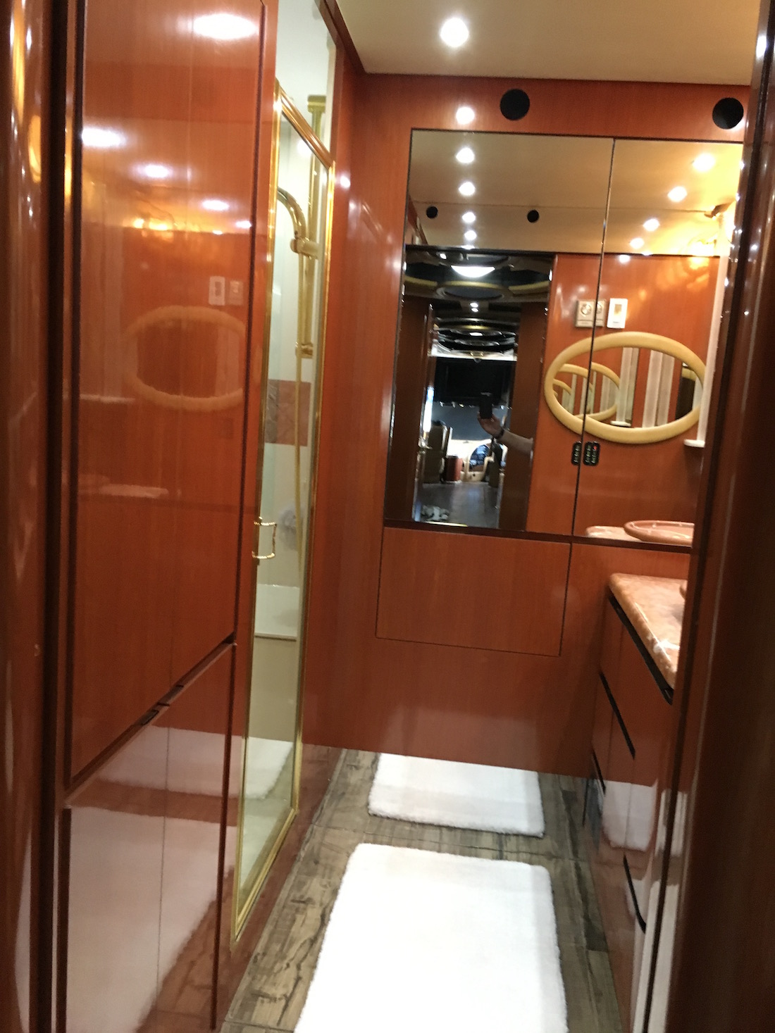Bus-Stuff.com Class A Rv For Sale
