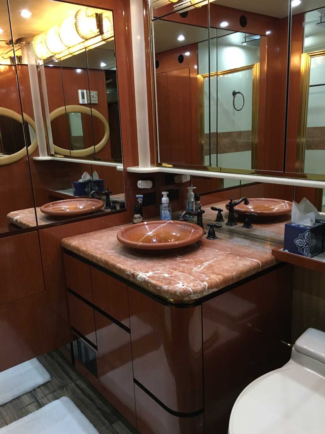 Bus-Stuff.com Class A Rv For Sale