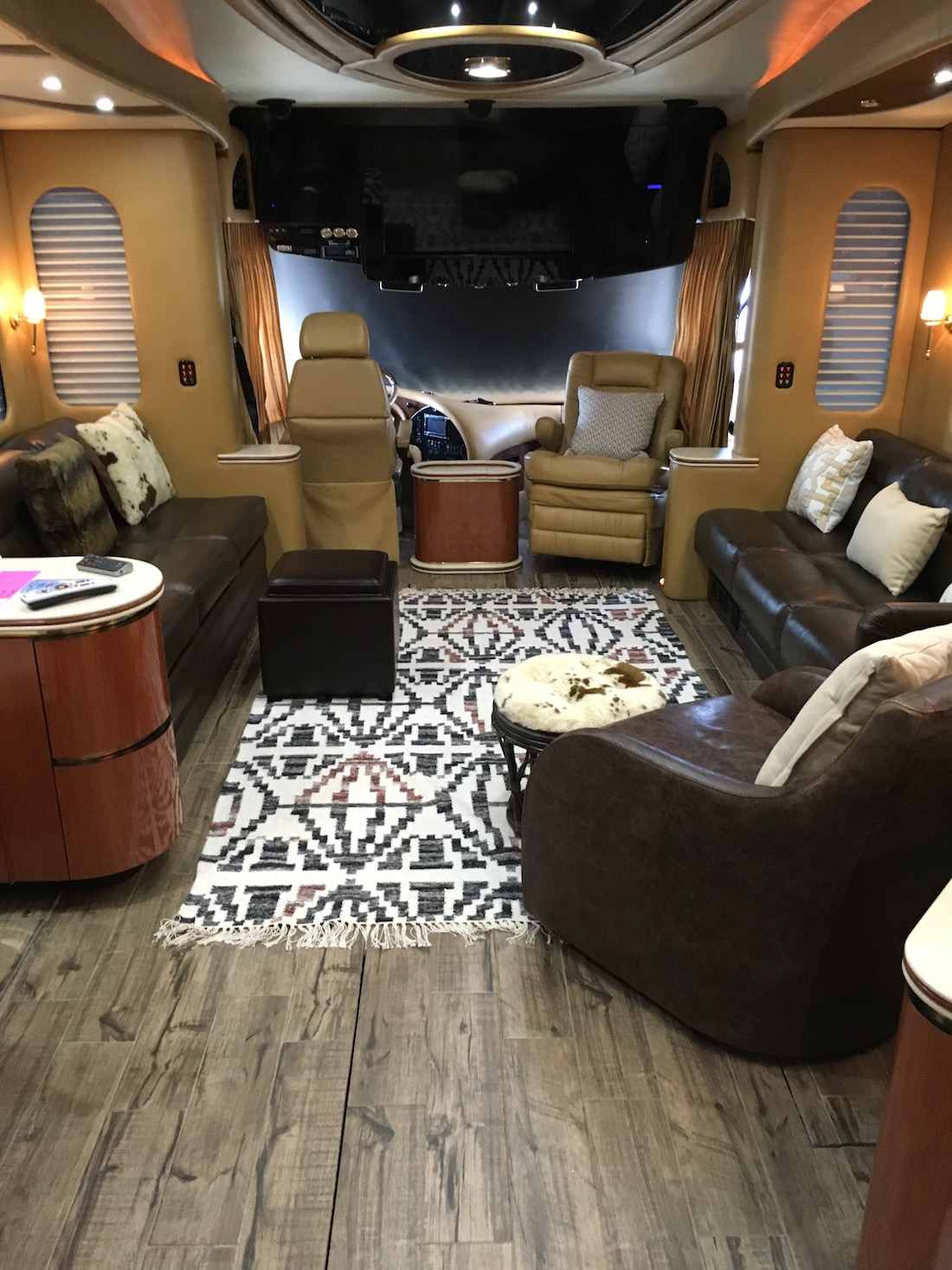 Bus-Stuff.com Class A Rv For Sale