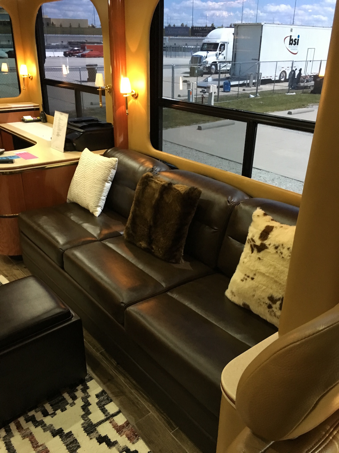 Bus-Stuff.com Class A Rv For Sale