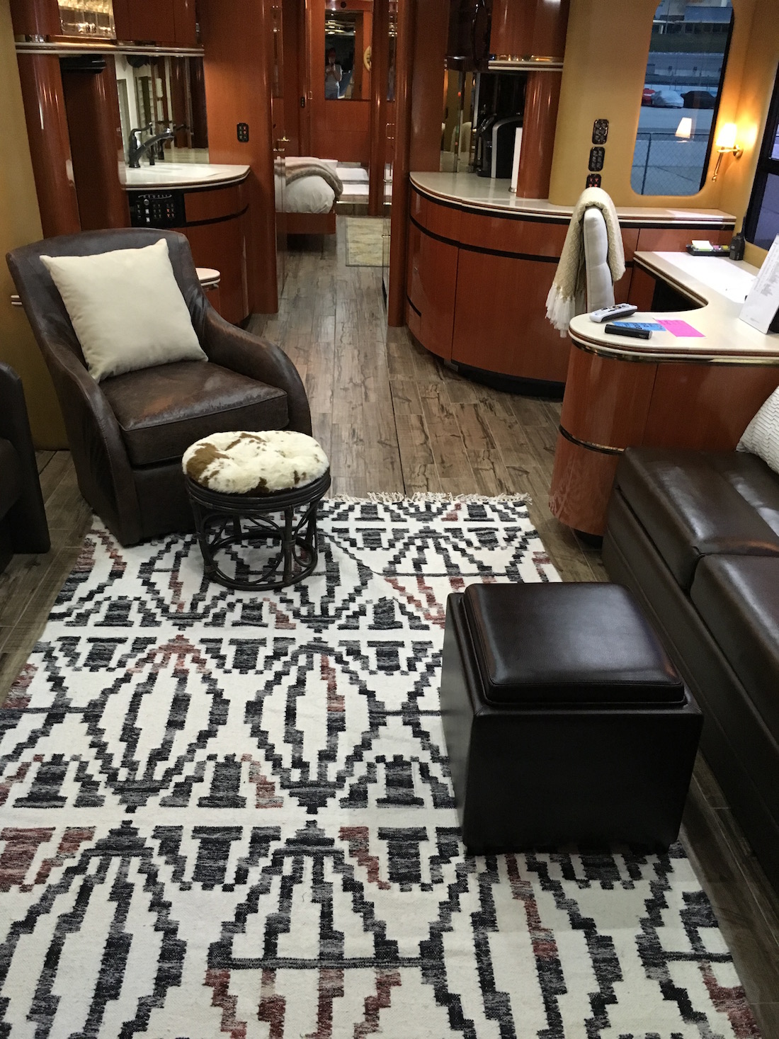 Bus-Stuff.com Class A Rv For Sale