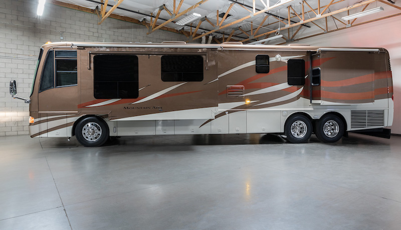 2008 Prevost Liberty H3-45 For Sale