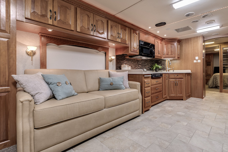 2008 Prevost Liberty H3-45 For Sale