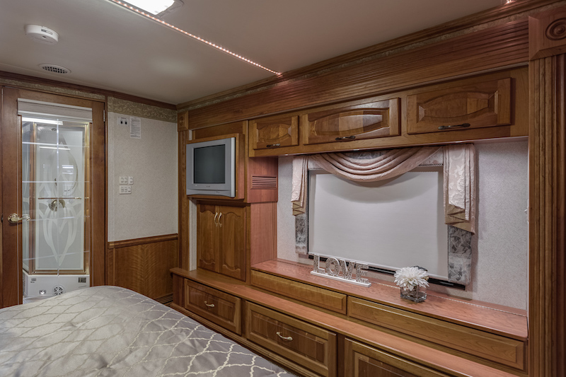 2008 Prevost Liberty H3-45 For Sale