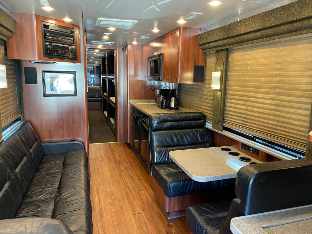 2005 Prevost XLII For Sale