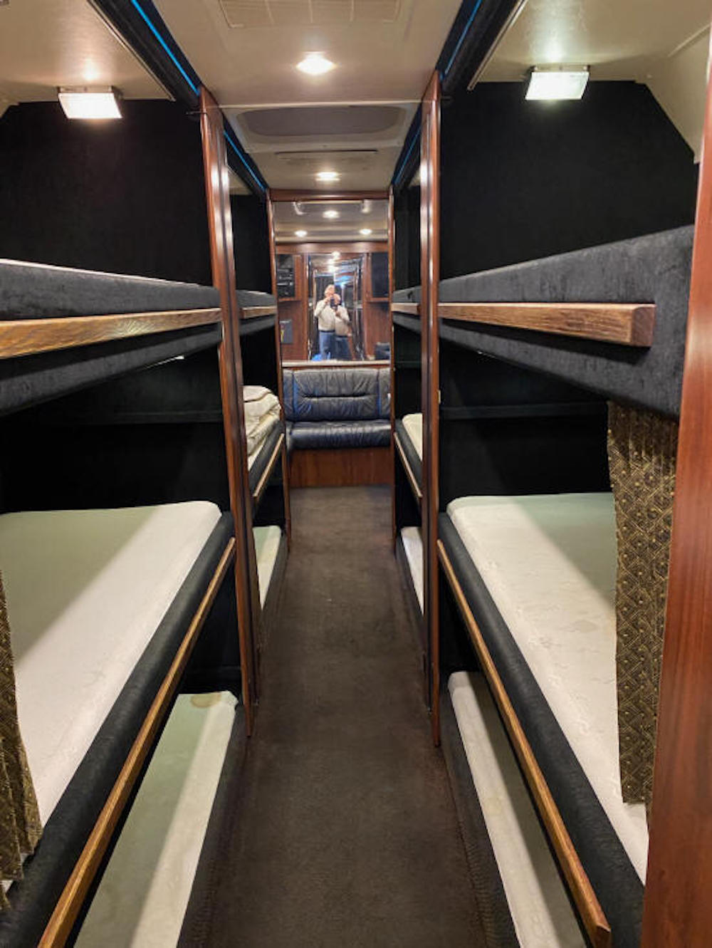 2005 Prevost XLII For Sale