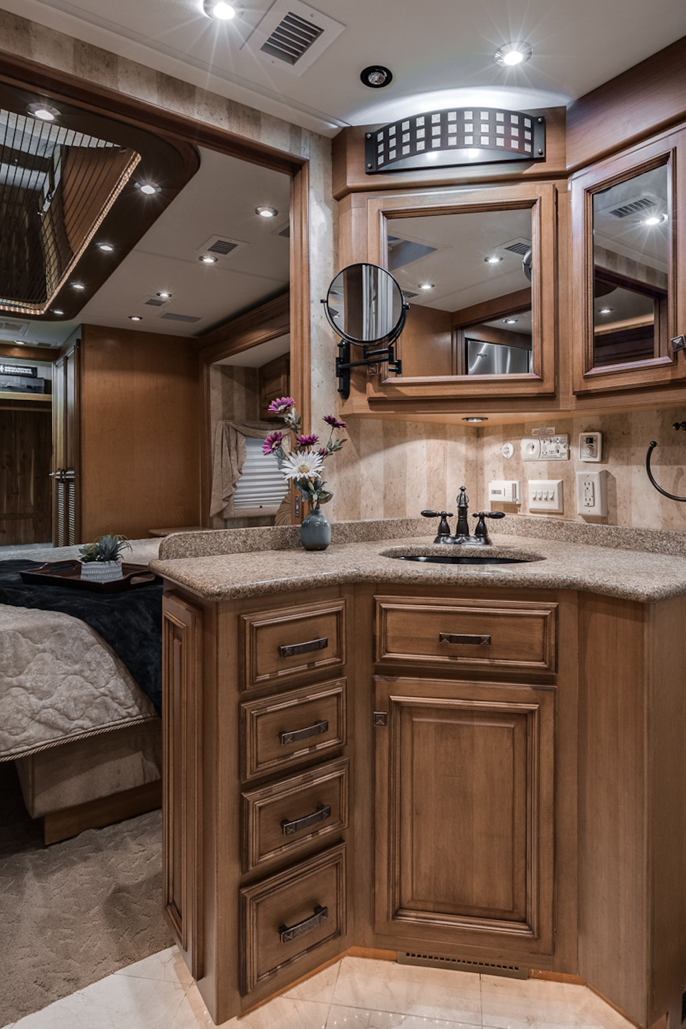 2005 Travel Supreme  For Sale