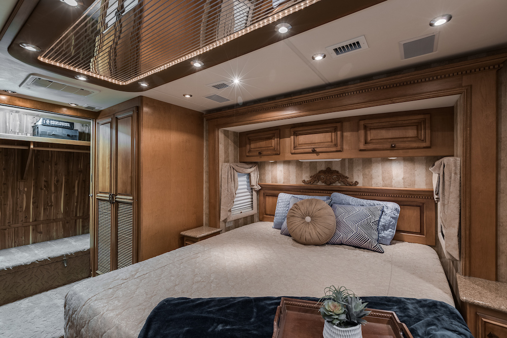 2005 Travel Supreme  For Sale