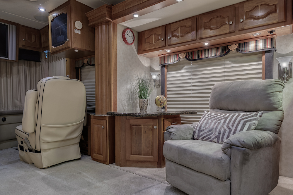 2006 Country Coach Intrigue For Sale