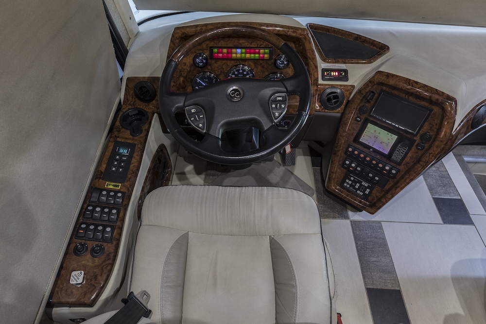 2007 Country Coach Magna For Sale