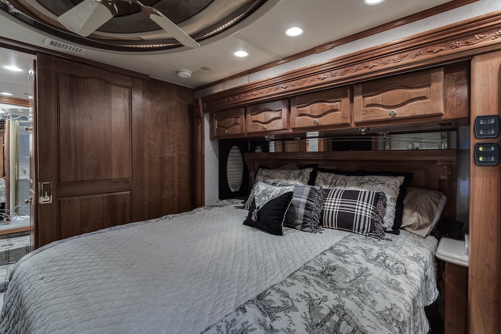 2007 Monaco Signature For Sale