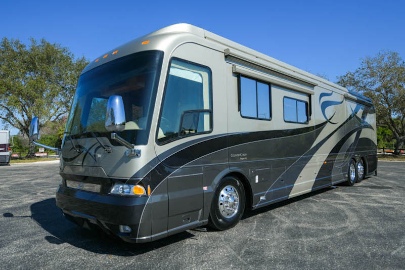 2008 Country Coach Magna For Sale