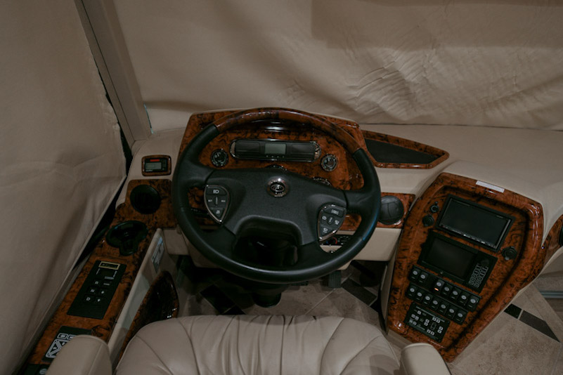 2008 Country Coach Magna For Sale