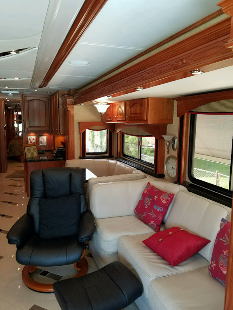 Bus-Stuff.com Class A Rv For Sale