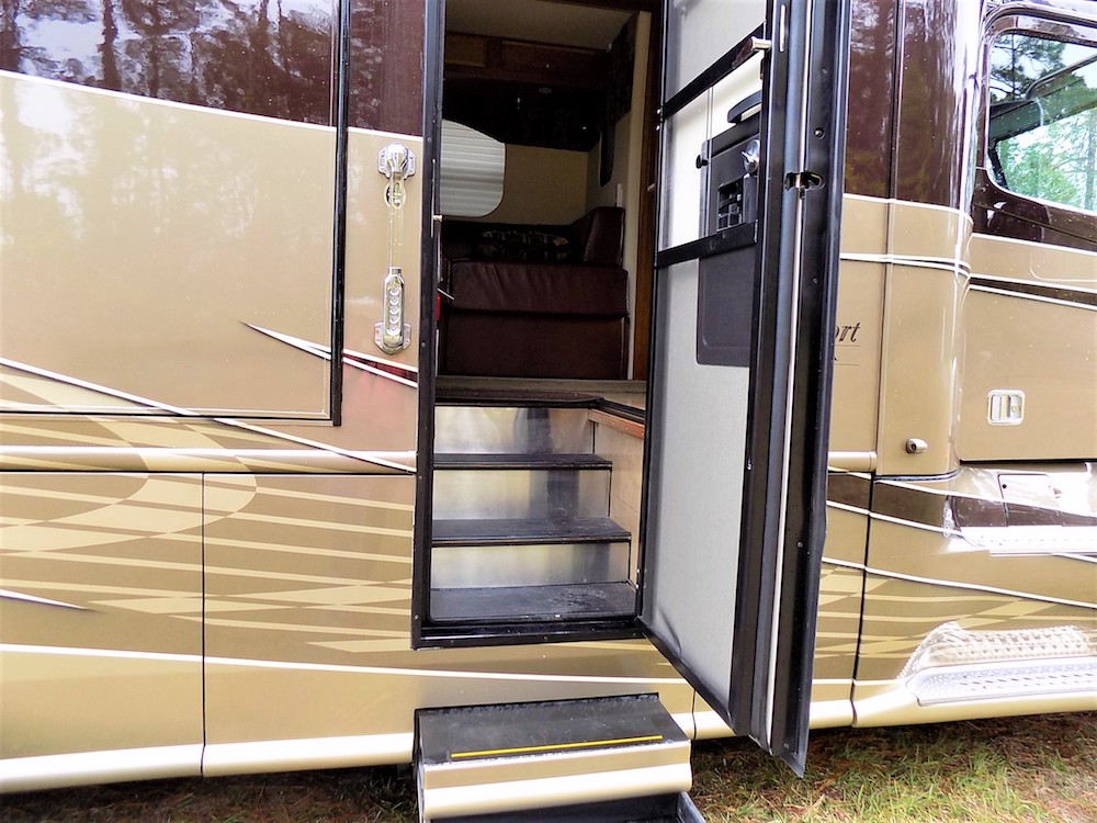 Bus-Stuff.com Class A Rv For Sale