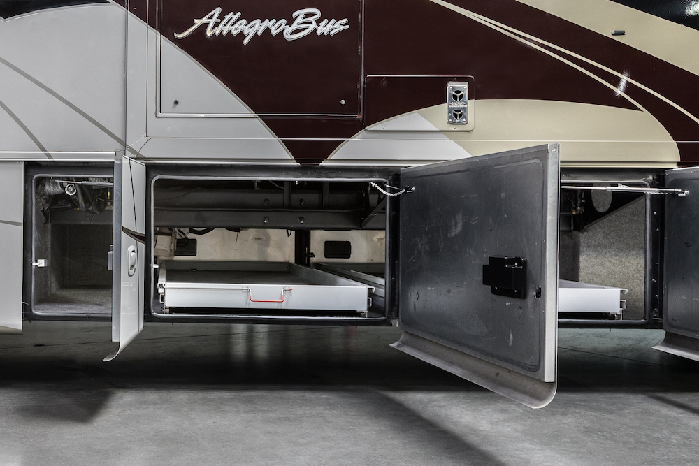 2008 Tiffin Allegro For Sale