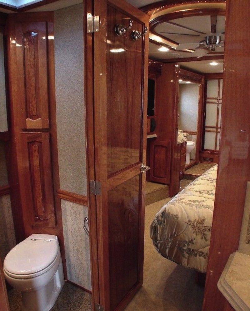 Bus-Stuff.com Class A Rv For Sale