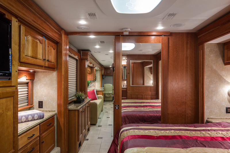 2009 Country Coach Veranda For Sale