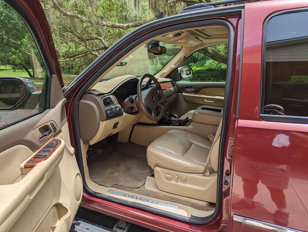 2009 Chevy Avalanche For Sale