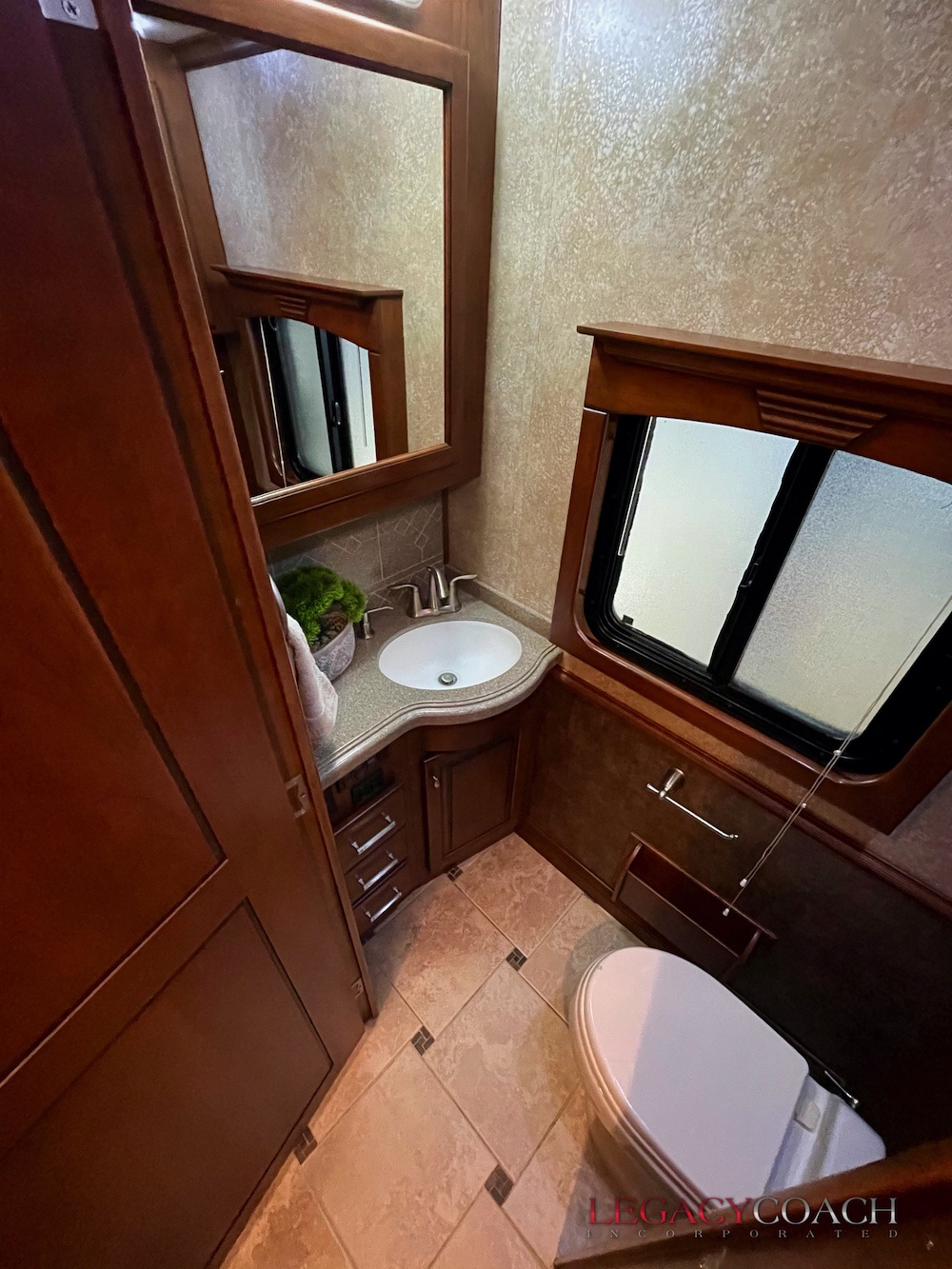 2009 Tiffin Allegro For Sale