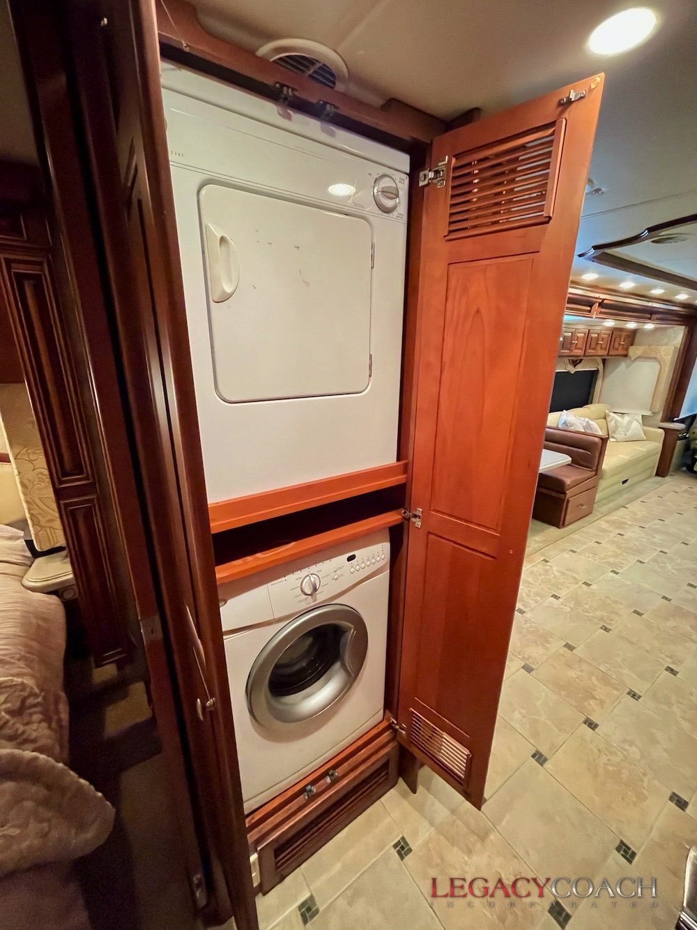 2009 Tiffin Allegro For Sale