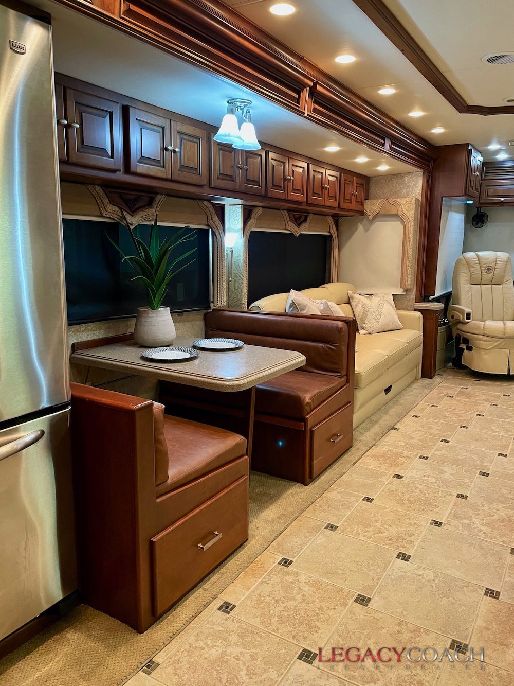 2009 Tiffin Allegro For Sale