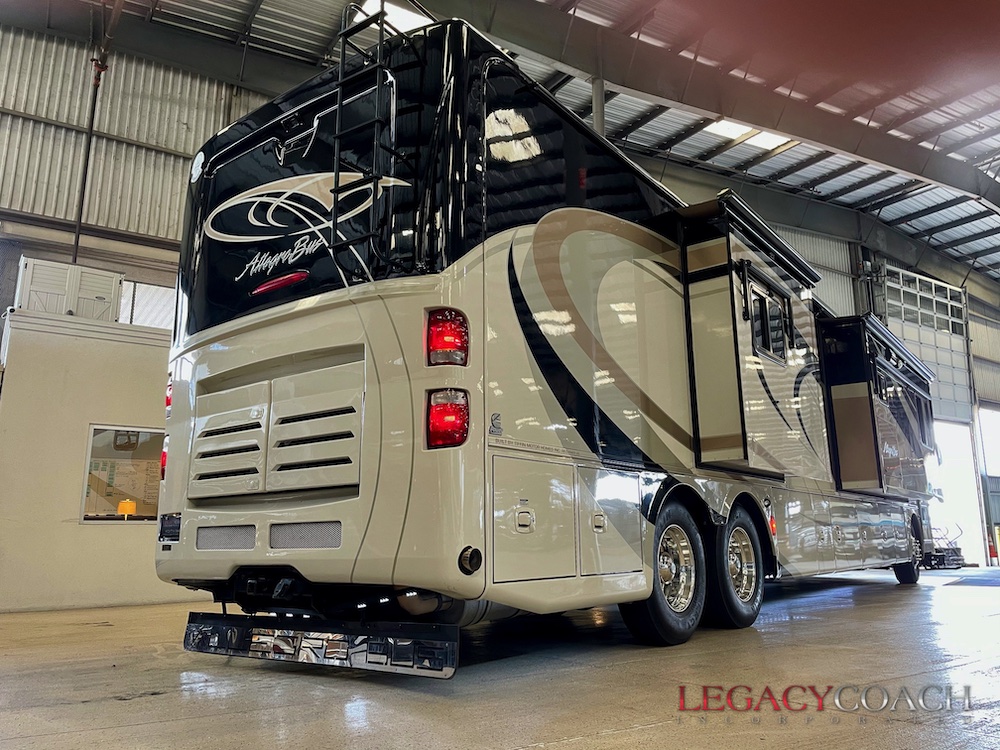 2009 Tiffin Allegro For Sale