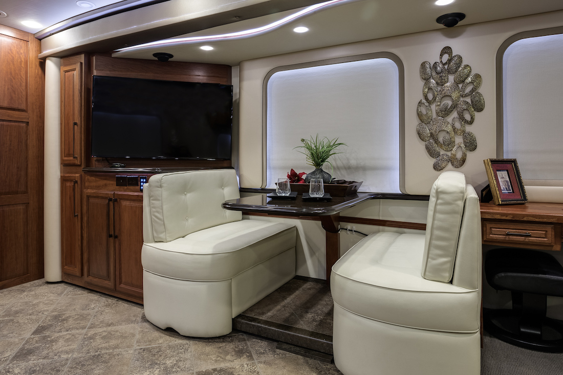 Bus-Stuff.com Class A Rv For Sale