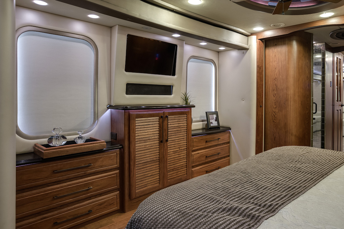 Bus-Stuff.com Class A Rv For Sale