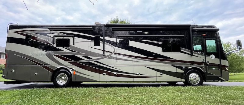 2012 Tiffin Allegro For Sale