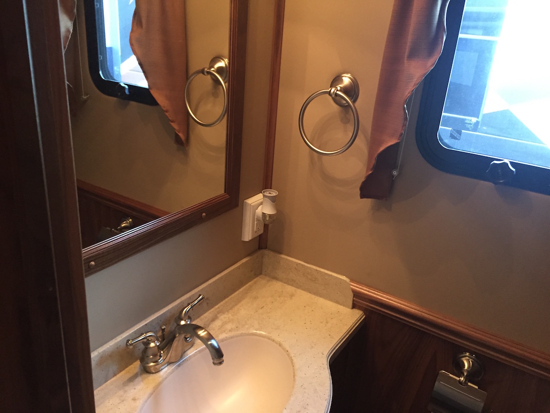 Bus-Stuff.com Class A Rv For Sale