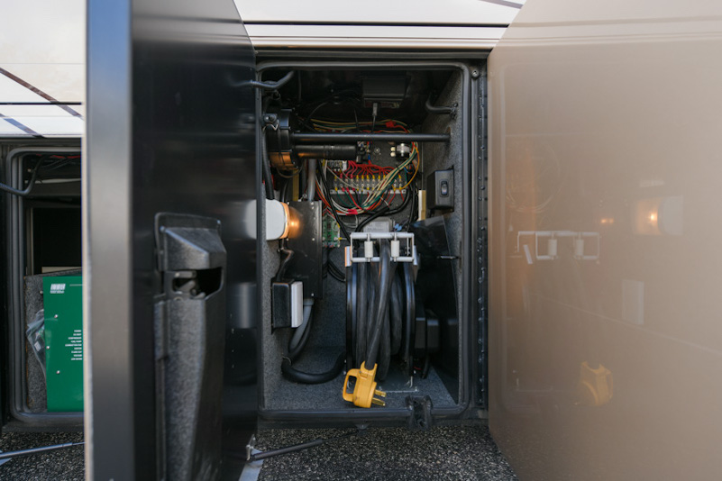 2013 Newmar King Aire For Sale