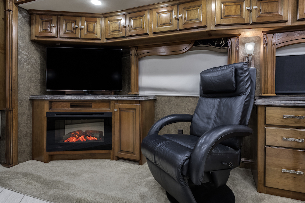 2014 Tiffin Allegro For Sale