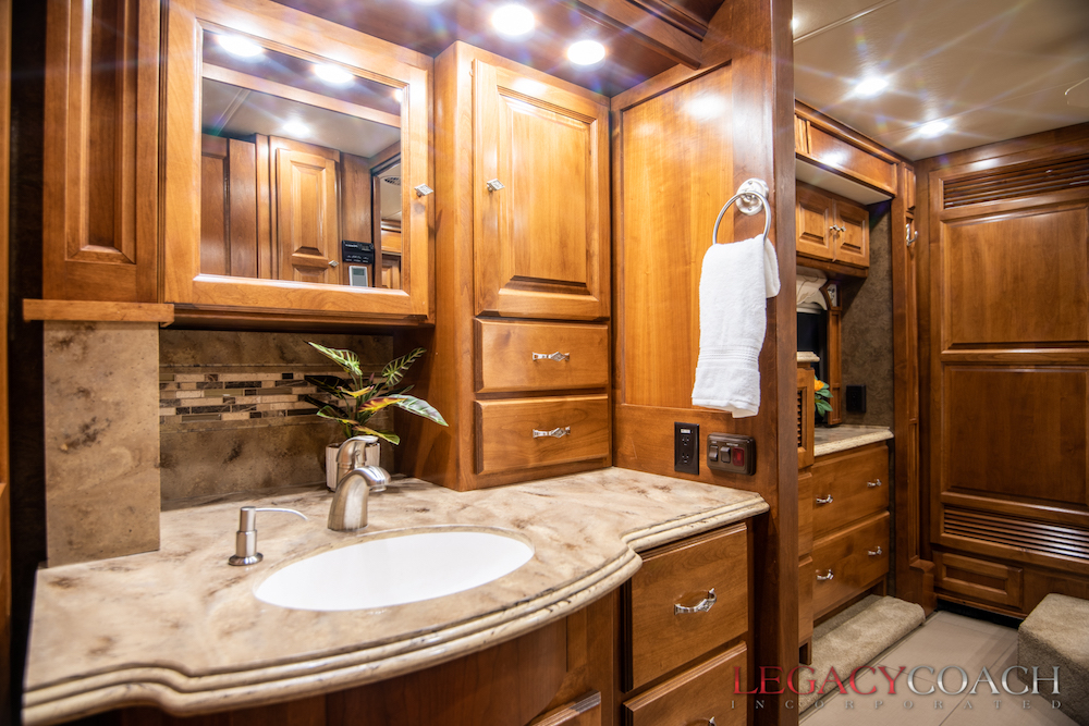 2014 Tiffin Pheaton For Sale