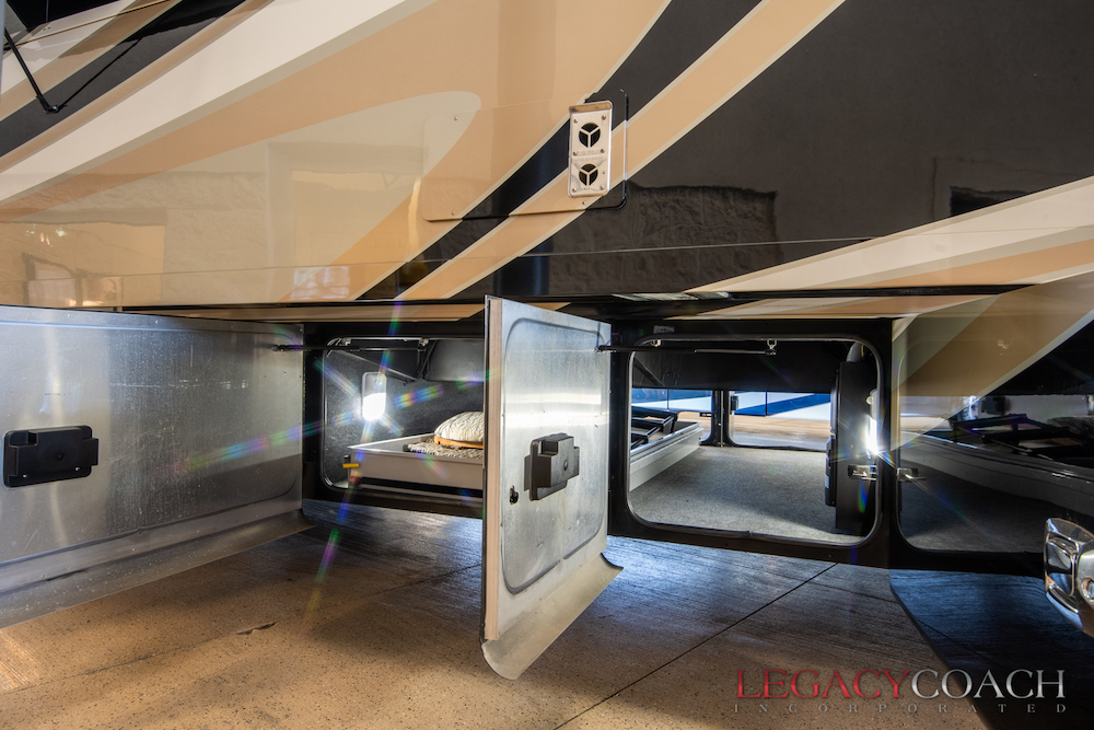 2014 Tiffin Pheaton For Sale