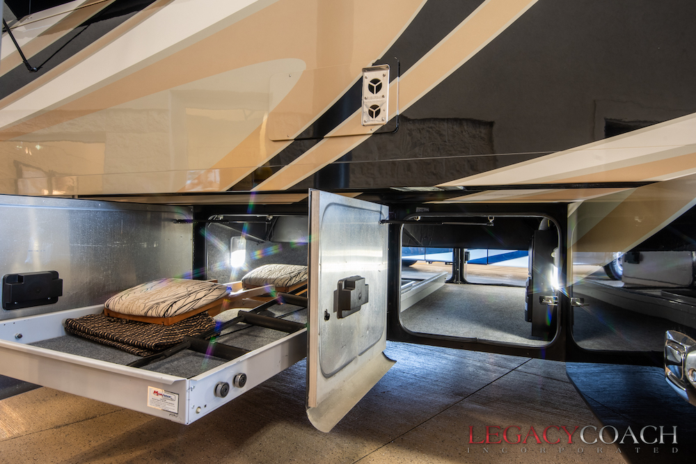 2014 Tiffin Pheaton For Sale