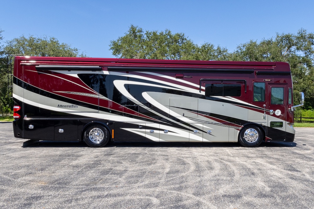 2015 Tiffin Allegro For Sale