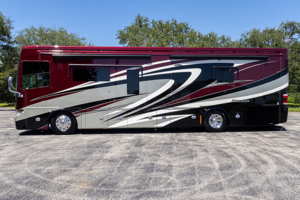 2015 Tiffin Allegro For Sale