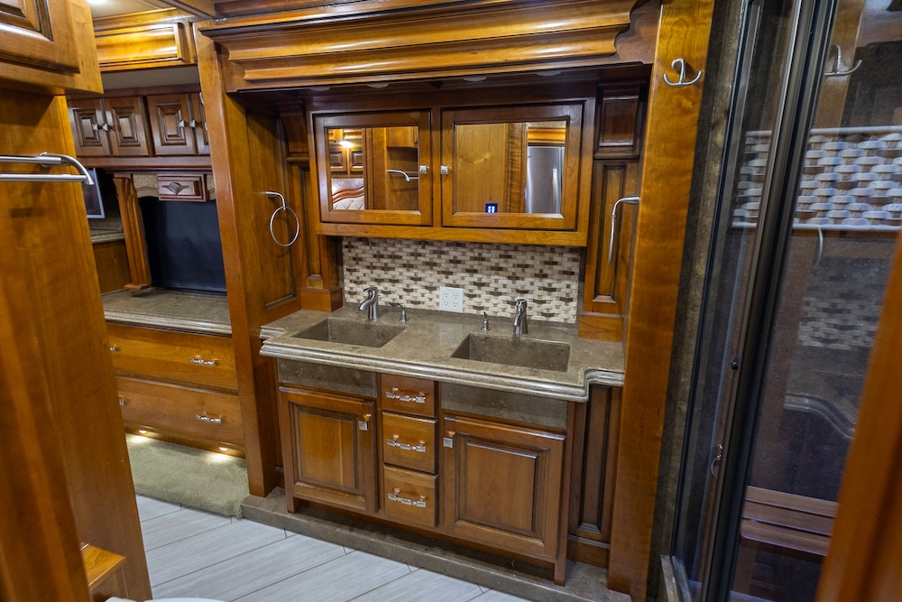 2015 Tiffin Allegro For Sale