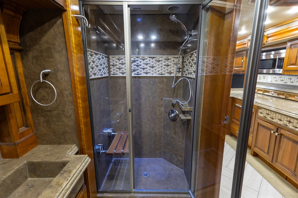 2015 Tiffin Allegro For Sale
