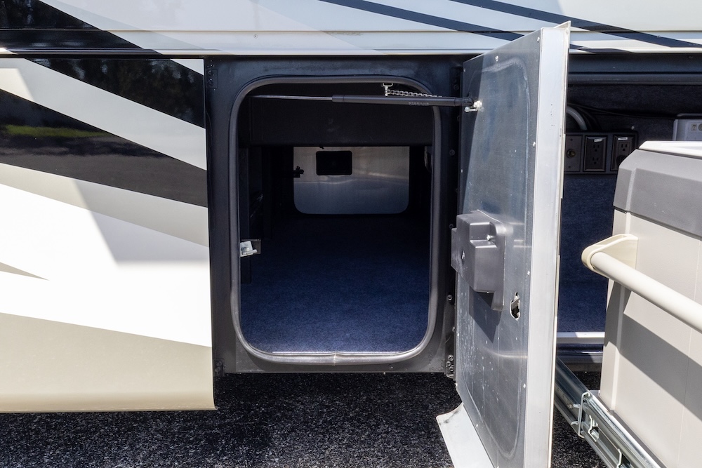 2015 Tiffin Allegro For Sale