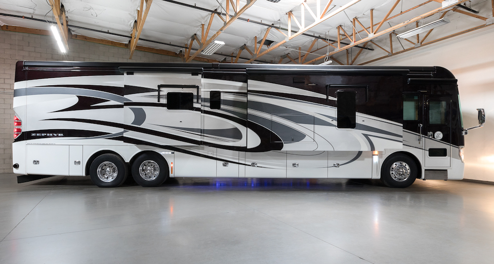 2015 Tiffin Zephyr For Sale
